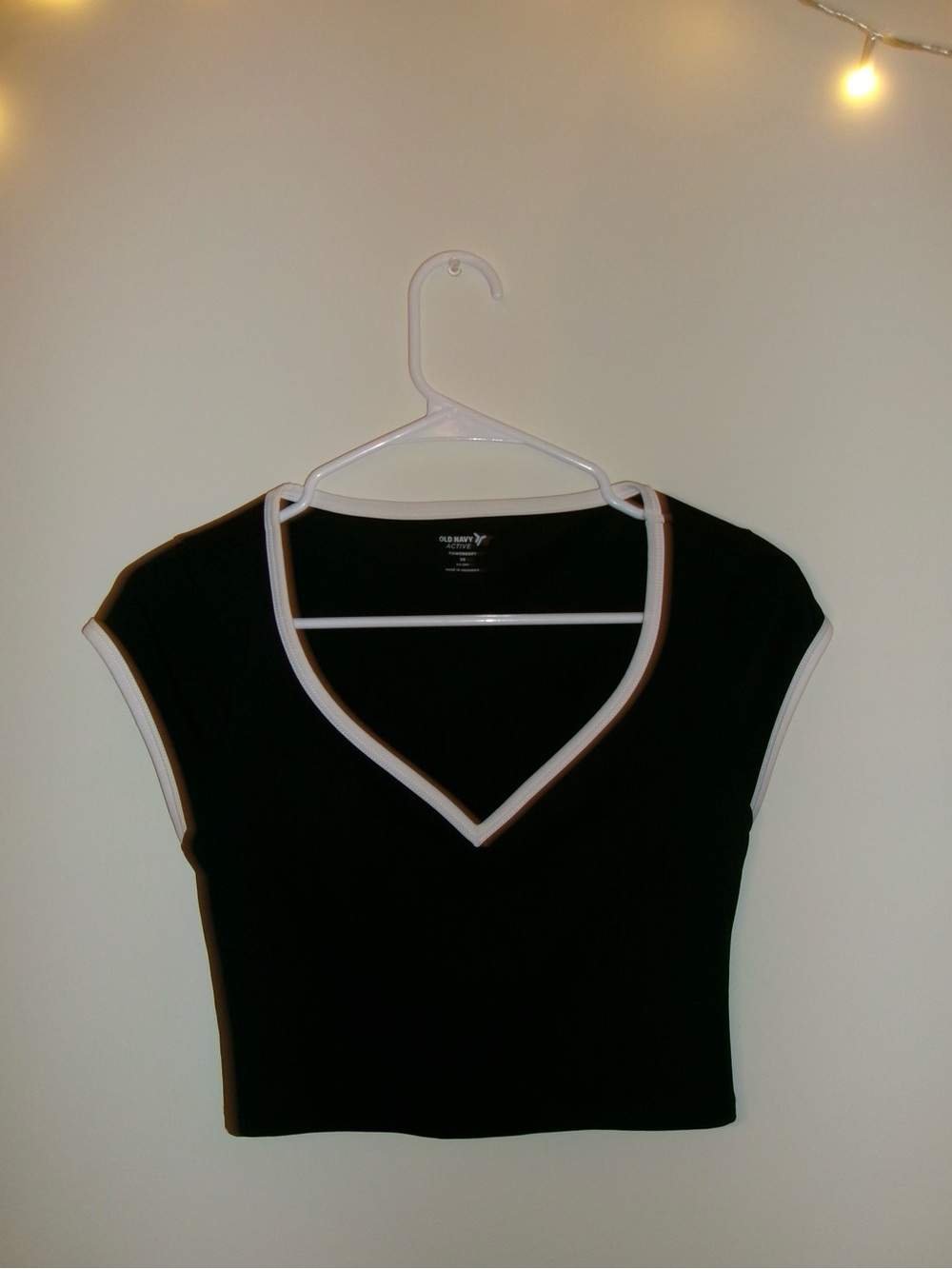 Old Navy Athletic Black V-Neck Crop Tee with White Trim